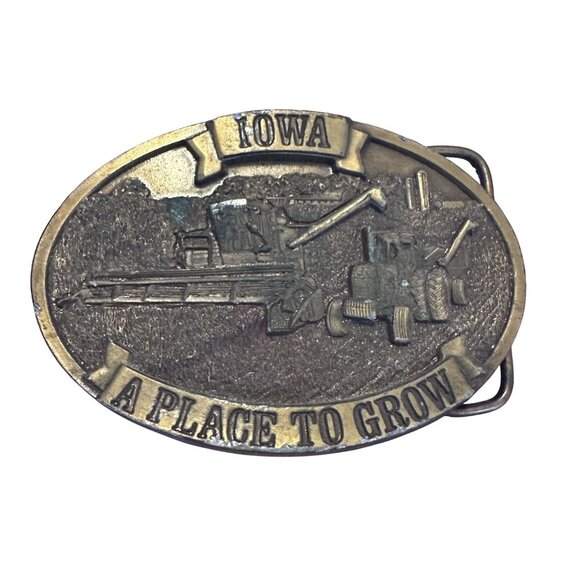 Vtg Belt Buckle Iowa A Place To Grow Farming Tractor Combine 1980 USA Made 3.5" - Picture 1 of 2